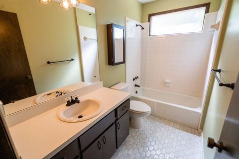 Tiny photo for 3322 Robinhood Road, Tallahassee, FL 32312 (MLS # 399380)