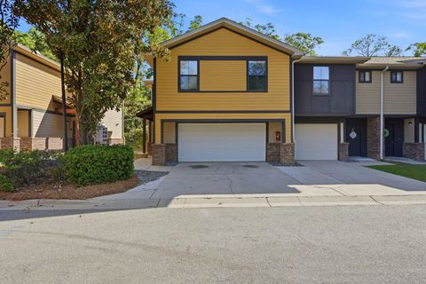 Photo of 2316 Timber Oaks Lane, Tallahassee, FL 32304 (MLS # 398202)