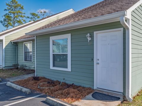 Photo of 301 S LIPONA Road #12 AKA 10-E, Tallahassee, FL 32304 (MLS # 395895)