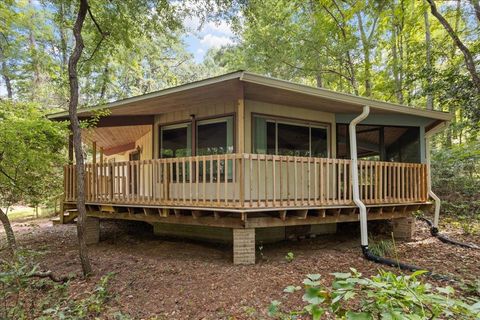 A home in TALLAHASSEE