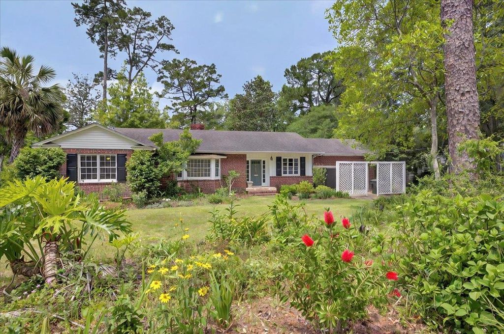 Photo of 1538 Lee Avenue, Tallahassee, FL 32303 (MLS # 386792)