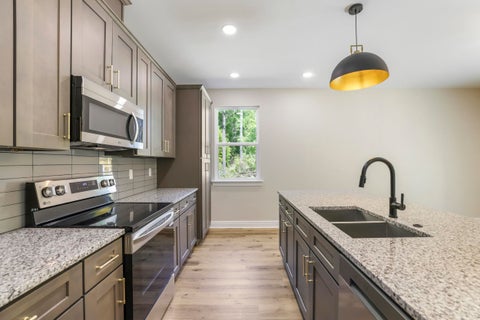 Tiny photo for 933 Cap Tram Road, Tallahassee, FL 32317 (MLS # 402376)