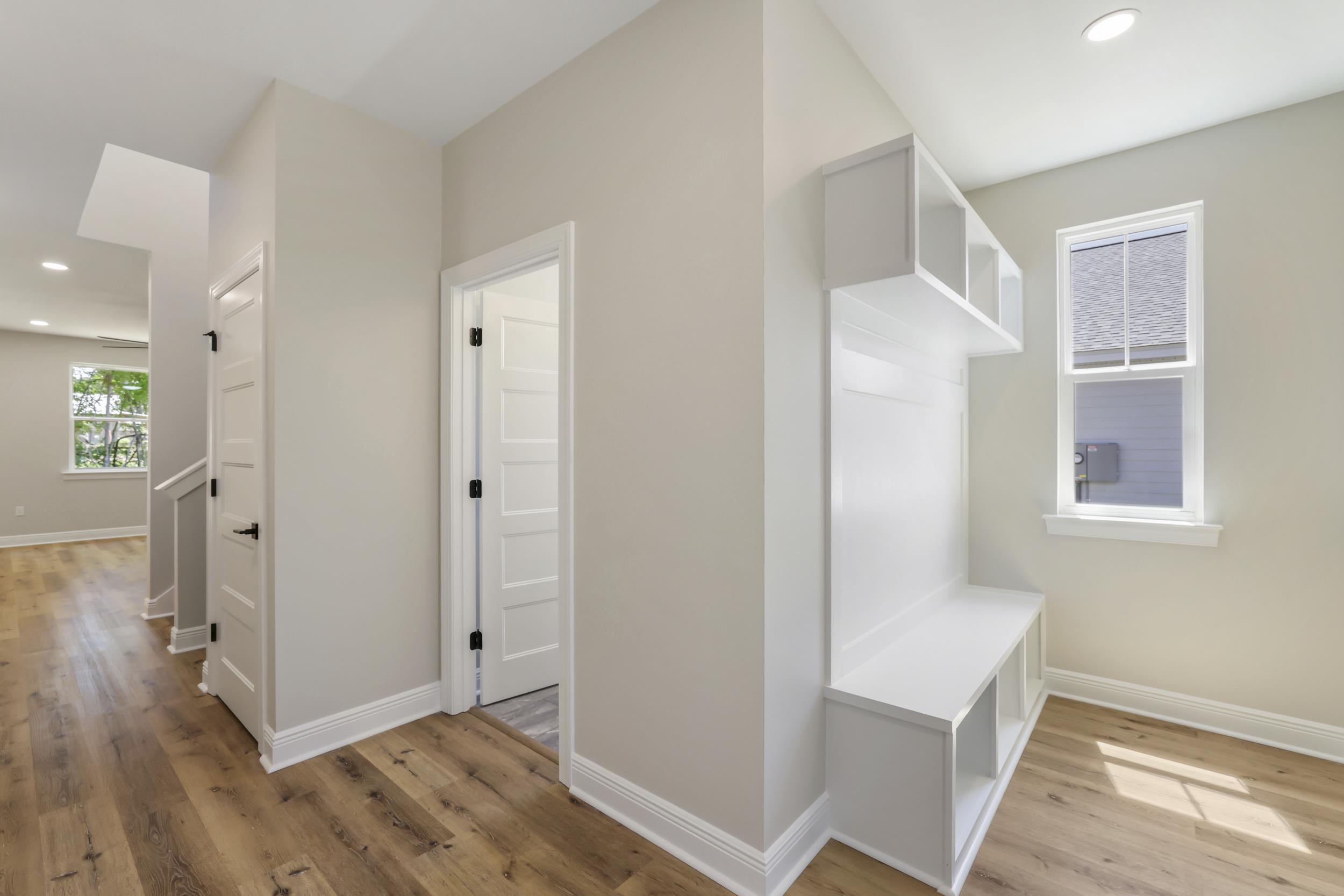 933 Cap Tram Road
