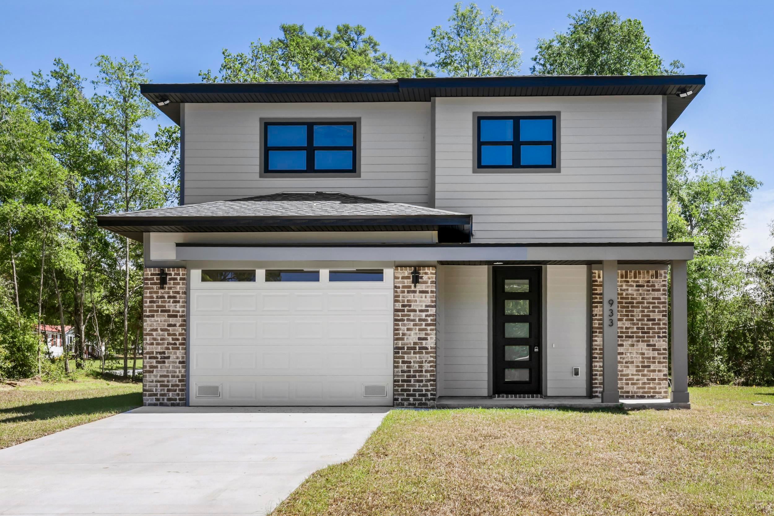 933 Cap Tram Road