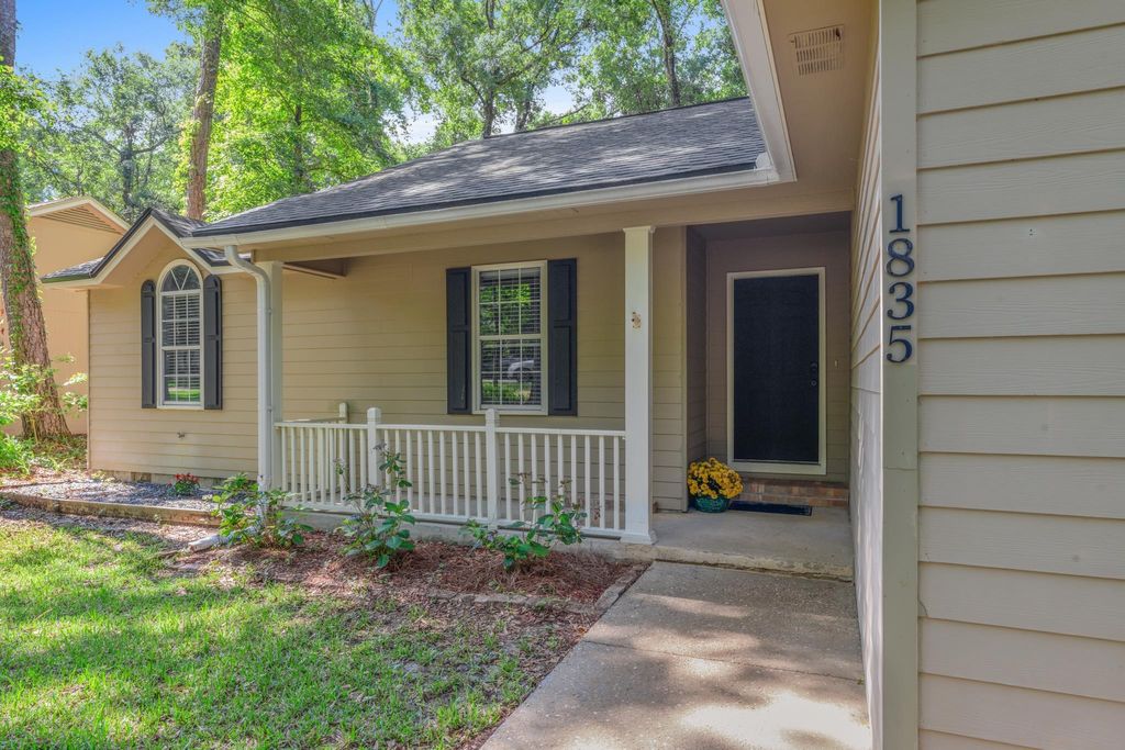 Photo of 1835 Folkstone Road, Tallahassee, FL 32312 (MLS # 400260)