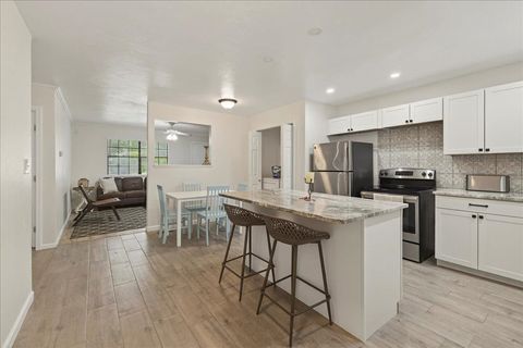 Tiny photo for 717 E Tennessee Street #4, Tallahassee, FL 32308 (MLS # 387124)