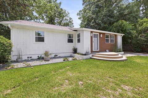 Tiny photo for 717 E Tennessee Street #4, Tallahassee, FL 32308 (MLS # 387124)