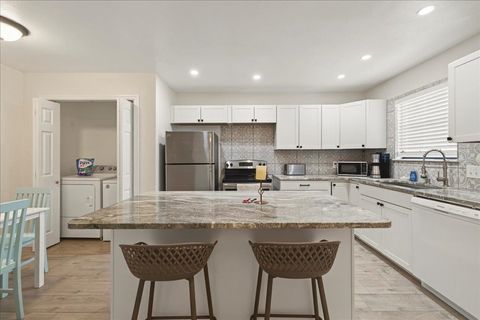 Tiny photo for 717 E Tennessee Street #4, Tallahassee, FL 32308 (MLS # 387124)