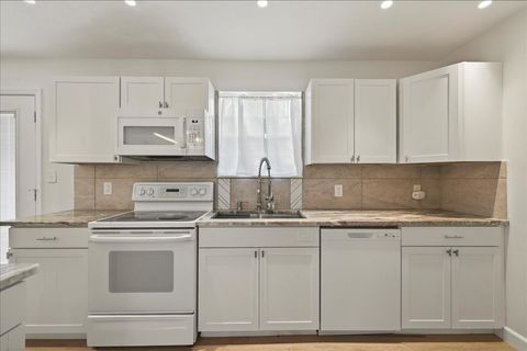 Tiny photo for 717 E Tennessee Street #4, Tallahassee, FL 32308 (MLS # 387124)