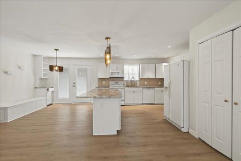 Tiny photo for 717 E Tennessee Street #4, Tallahassee, FL 32308 (MLS # 387124)