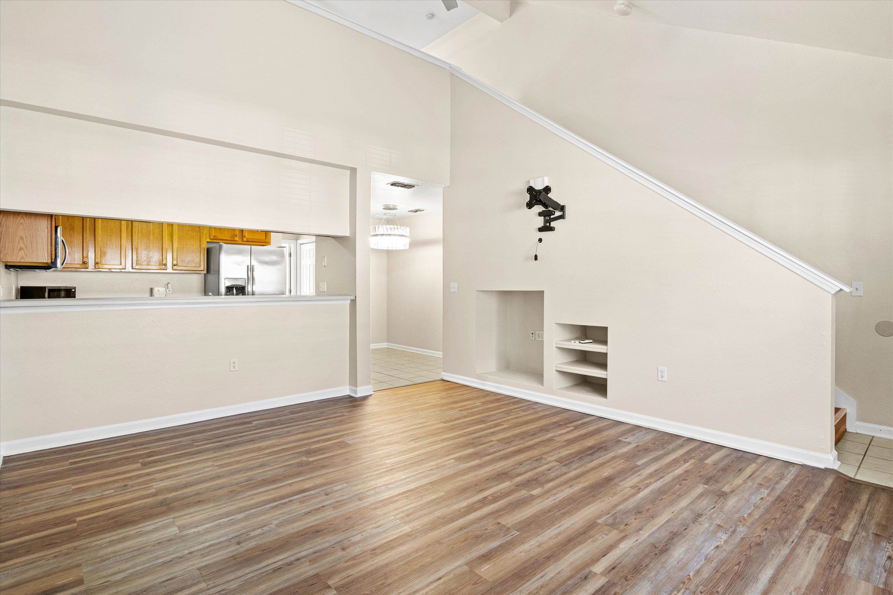 4434 Gearhart Road 1301