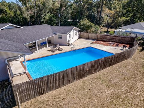 A home in Crawfordville