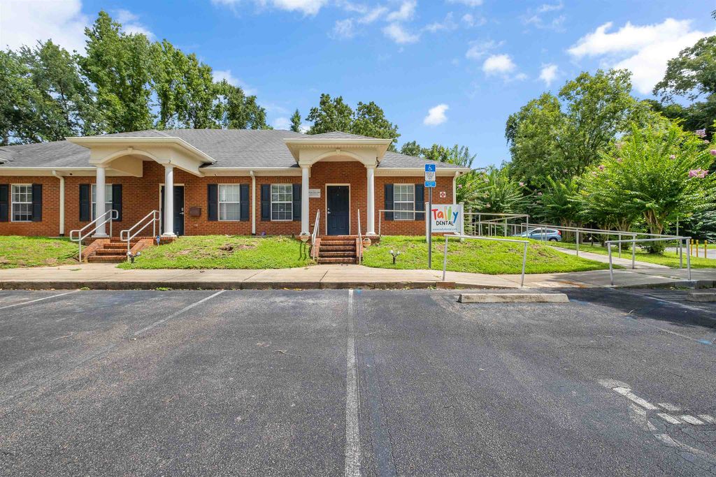 Photo of 2418 Millcreek Lane #3, Tallahassee, FL 32308 (MLS # 388869)