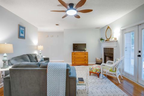 Tiny photo for 3241 Earl Drive, Tallahassee, FL 32309 (MLS # 399711)