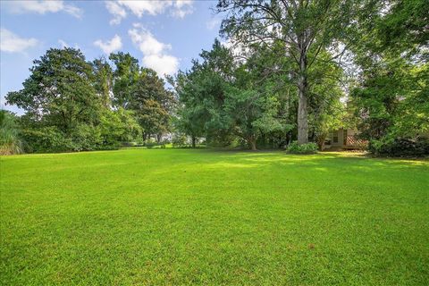 Tiny photo for 2016 Atascadero Court, Tallahassee, FL 32317 (MLS # 388773)