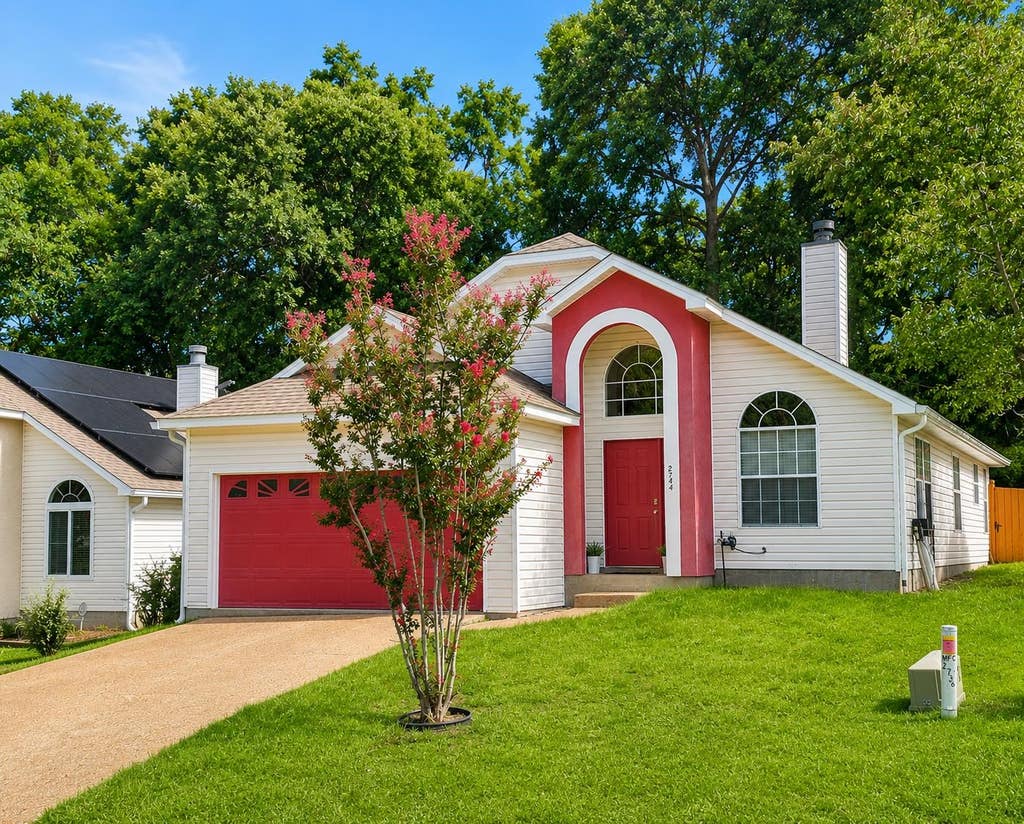 Photo of 2744 Mcfarlane Court, Tallahassee, FL 32303 (MLS # 402623)