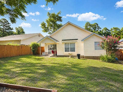 Tiny photo for 2744 Mcfarlane Court, Tallahassee, FL 32303 (MLS # 402623)