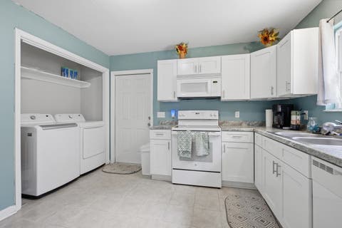 Tiny photo for 30 Keerns Road, Crawfordville, FL 32327 (MLS # 401749)