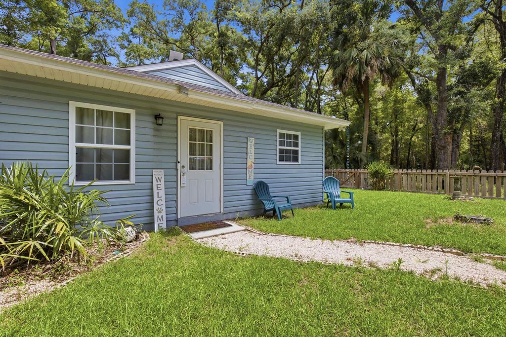 Photo of 30 Keerns Road, Crawfordville, FL 32327 (MLS # 401749)