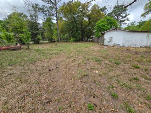 Tiny photo for 4611 Granada Boulevard, Tallahassee, FL 32305 (MLS # 398145)