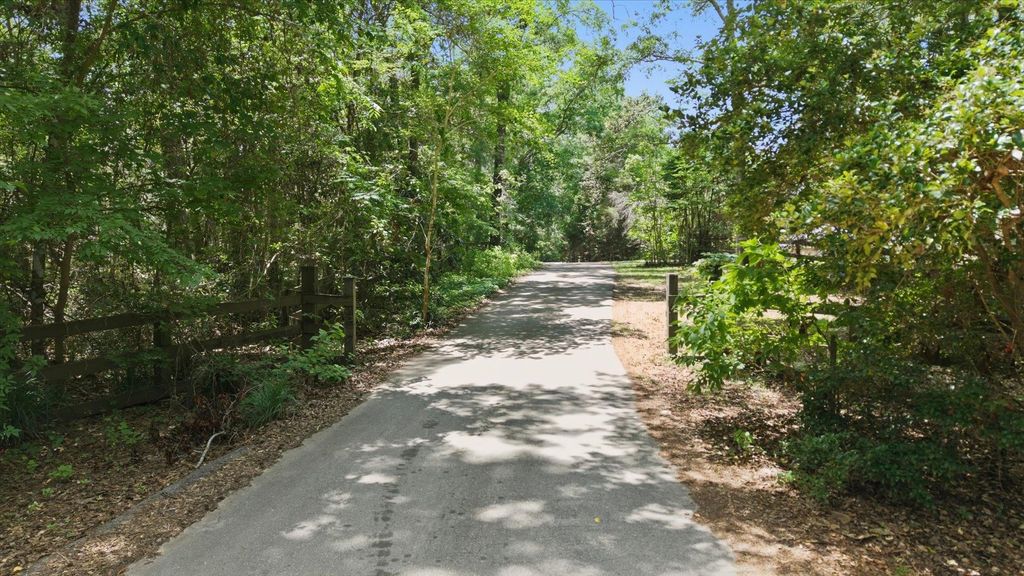 Photo of Jomaureen Way, Tallahassee, FL 32309 (MLS # 400210)