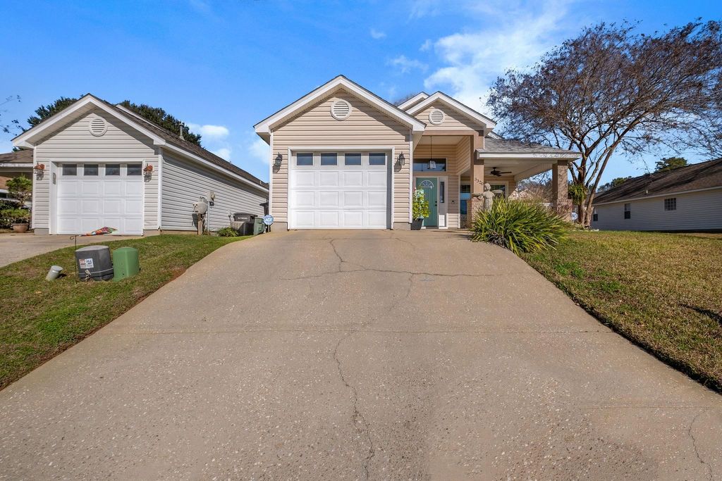 Photo of 3320 Addison Lane, Tallahassee, FL 32317 (MLS # 394964)