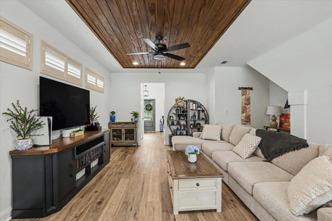 Tiny photo for 414 GRAND OAKS Road, Tallahassee, FL 32317 (MLS # 400814)