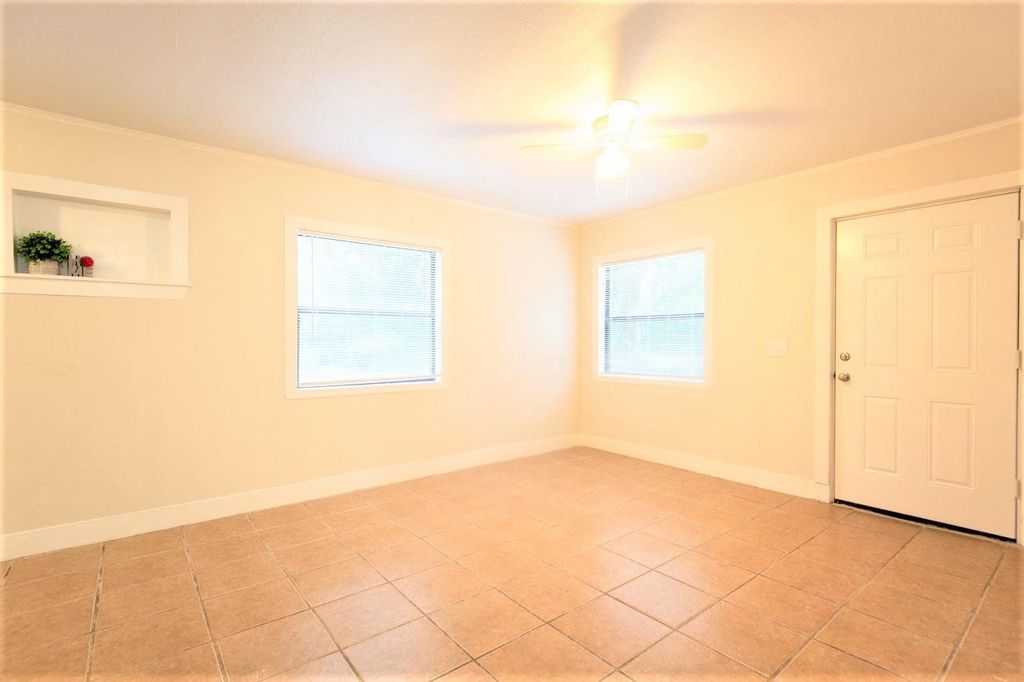 Photo of 205 Columbia Drive, Tallahassee, FL 32304 (MLS # 396208)