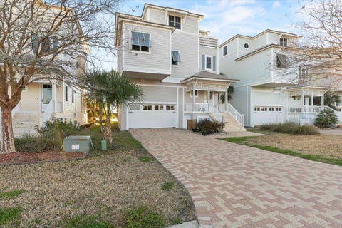 Tiny photo for 29 WALKER CREEK Drive, Crawfordville, FL 32327 (MLS # 401663)