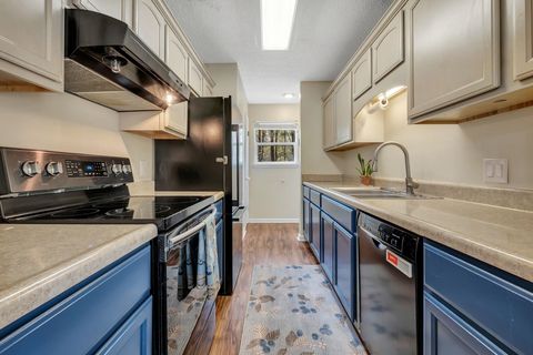 Tiny photo for 8309 PEGWOOD Way, Tallahassee, FL 32312 (MLS # 396145)