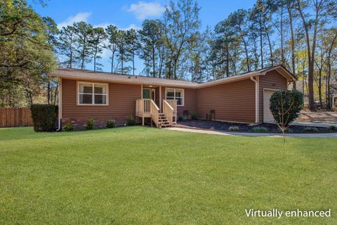 8309 PEGWOOD Way Tallahassee FL 32312