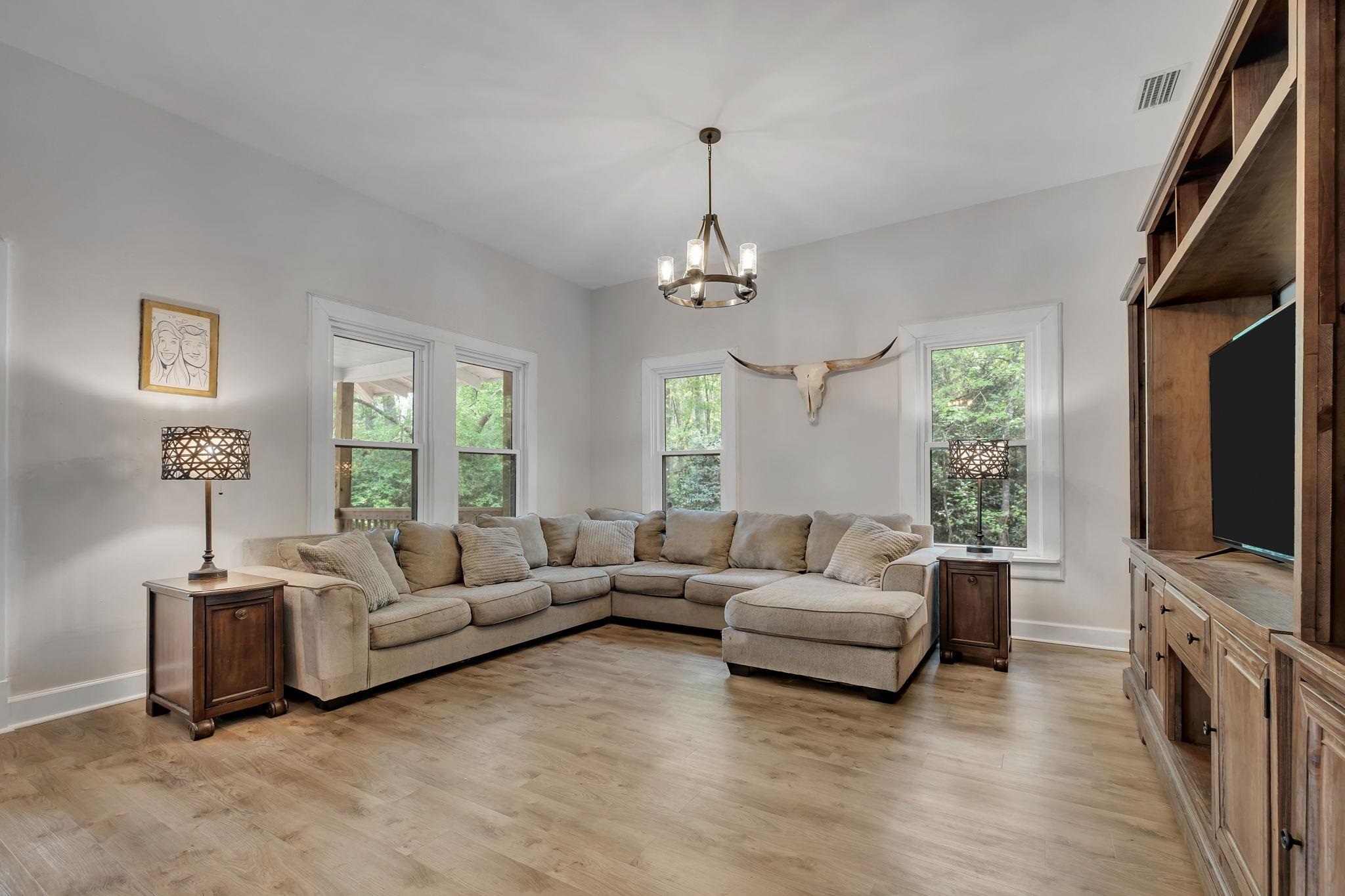 3072 Shady Rest Road