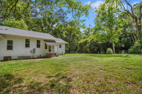 Tiny photo for 3072 Shady Rest Road, Havana, FL 32333 (MLS # 398059)