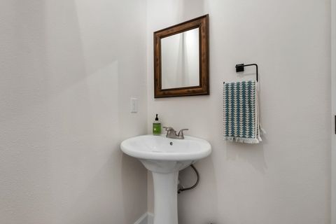 Tiny photo for 3072 Shady Rest Road, Havana, FL 32333 (MLS # 398059)