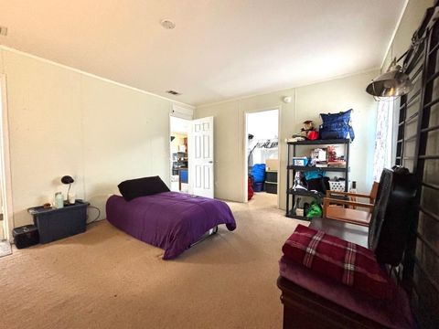 Tiny photo for 2009 NE Rutherford Road, Lee, FL 32059 (MLS # 398022)