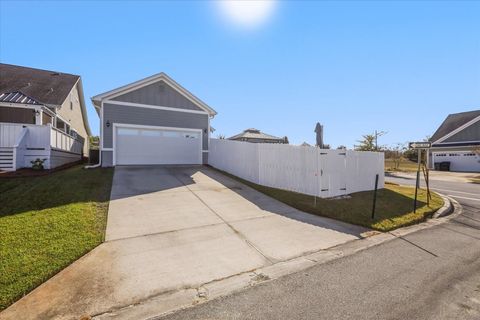 Tiny photo for 2752 Crestline Road, Tallahassee, FL 32308 (MLS # 395884)