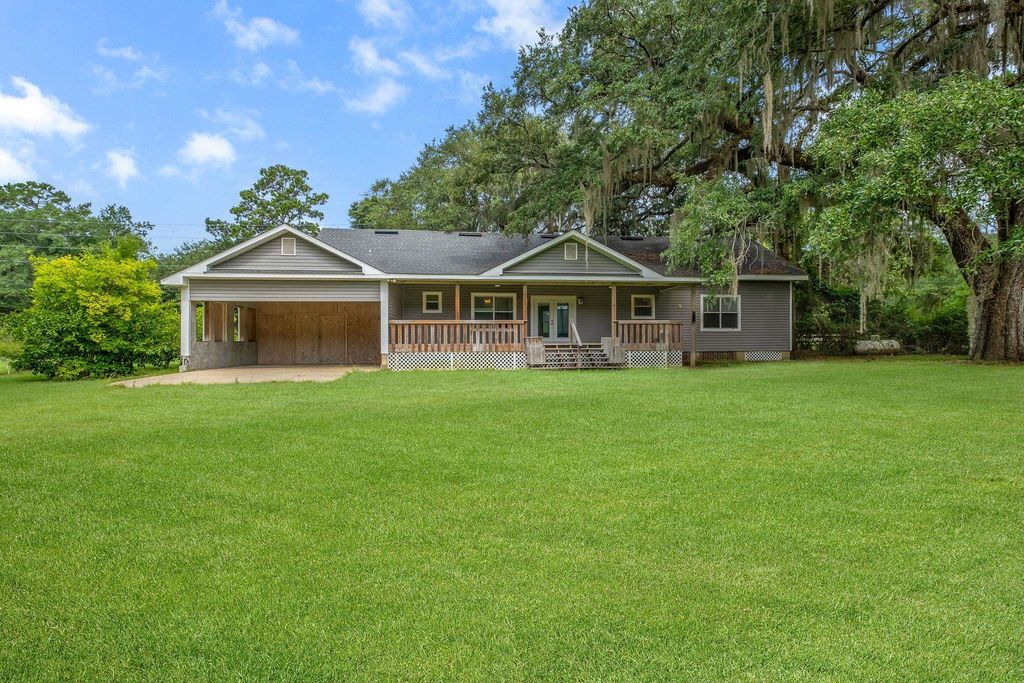 Photo of 13996 Godbold Road, Tallahassee, FL 32309 (MLS # 389079)