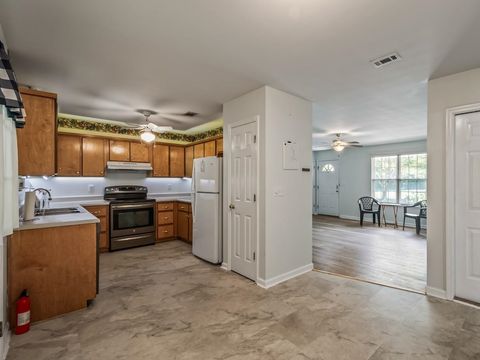 Tiny photo for 1336 Williams Landing Road, Tallahassee, FL 32310 (MLS # 392437)