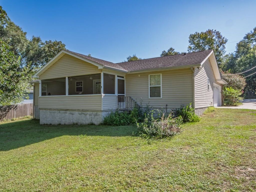 Photo of 1336 Williams Landing Road, Tallahassee, FL 32310 (MLS # 392437)
