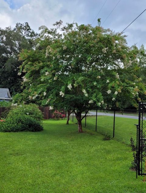 Tiny photo for 1336 Williams Landing Road, Tallahassee, FL 32310 (MLS # 392437)