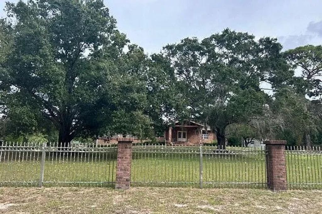 Photo of 14306 Thompson Avenue, Other Florida, FL 34669 (MLS # 394250)