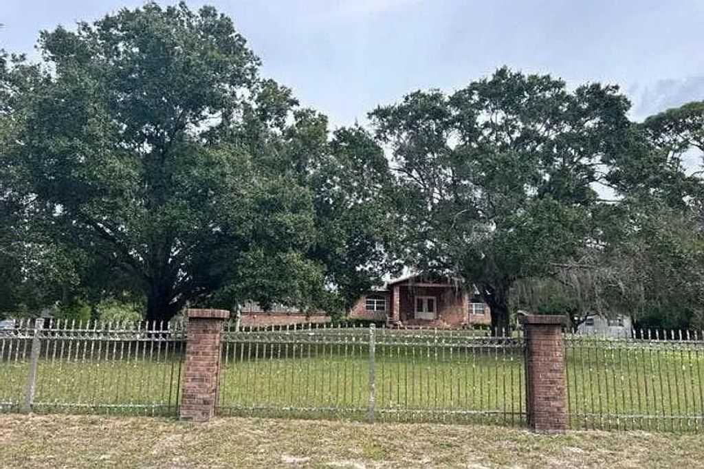 Photo of 14306 Thompson Avenue, Other Florida, FL 34669 (MLS # 394250)