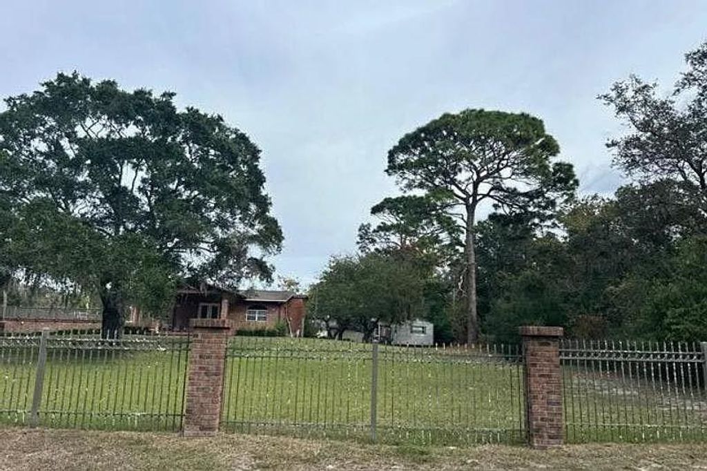 Photo of 14306 Thompson Avenue, Other Florida, FL 34669 (MLS # 394250)