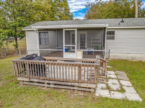 A home in Crawfordville