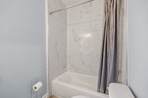 Tiny photo for 802 Old Bainbridge Road, Tallahassee, FL 32303 (MLS # 387928)