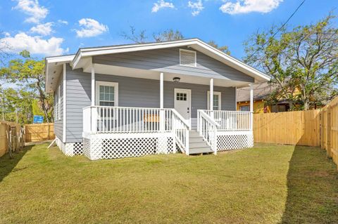 Photo of 802 Old Bainbridge Road, Tallahassee, FL 32303 (MLS # 387928)