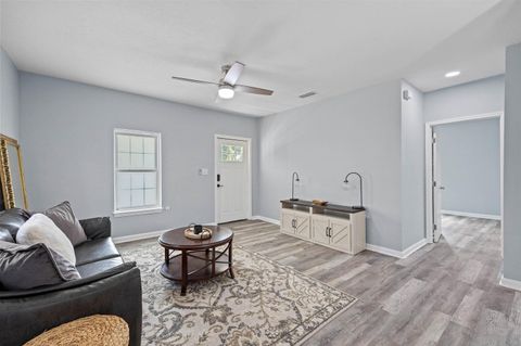 Tiny photo for 802 Old Bainbridge Road, Tallahassee, FL 32303 (MLS # 387928)