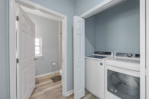 Tiny photo for 802 Old Bainbridge Road, Tallahassee, FL 32303 (MLS # 387928)