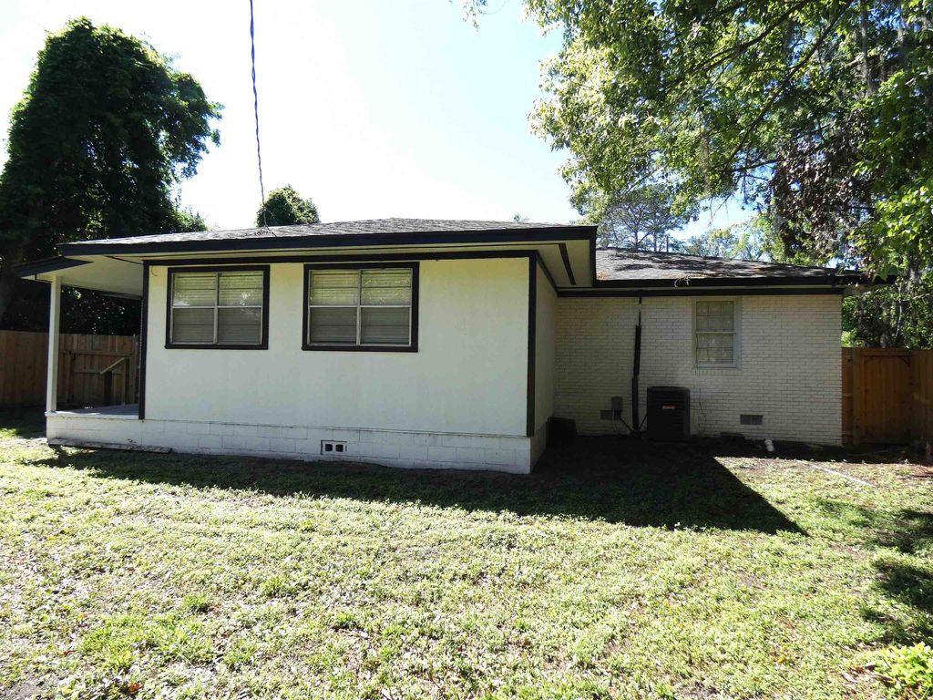 Photo of 1160 E Washington Street, Monticello, FL 32344 (MLS # 391561)