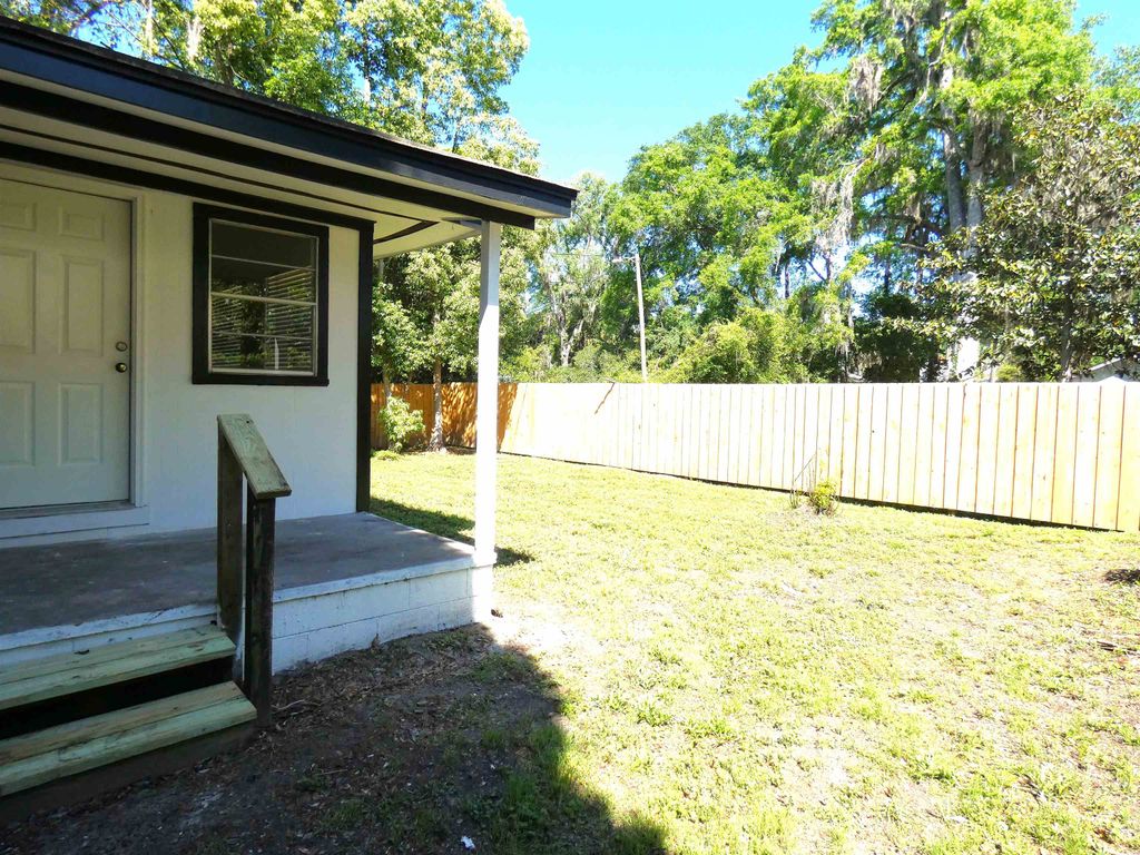 Photo of 1160 E Washington Street, Monticello, FL 32344 (MLS # 391561)